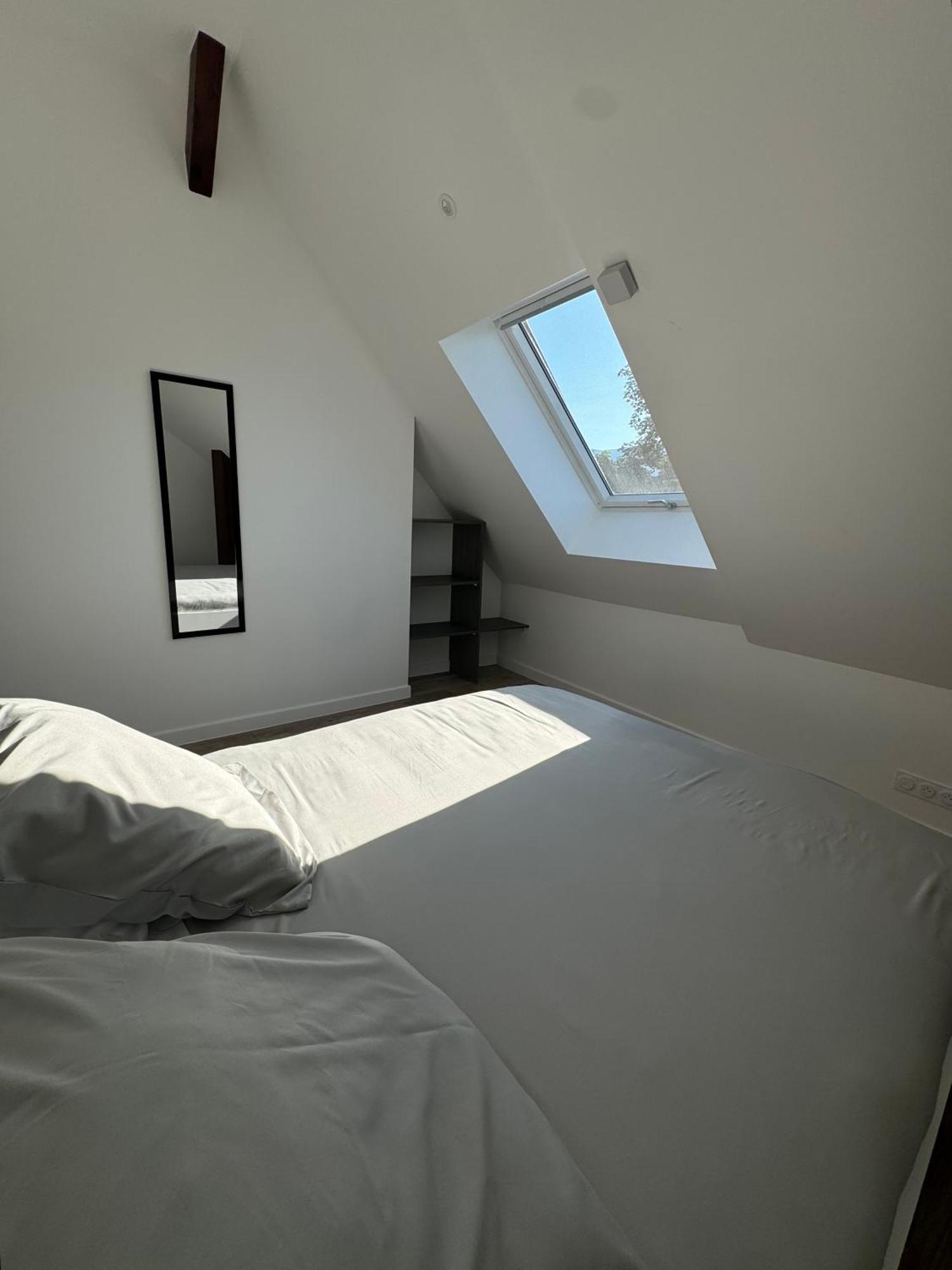 Magnifique Appartement Vue Lac - 5 Personnes Voglans ภายนอก รูปภาพ